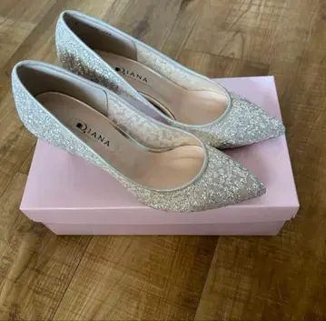 DIANA 플라티나 글리터 튤 펌프스 23.5cm