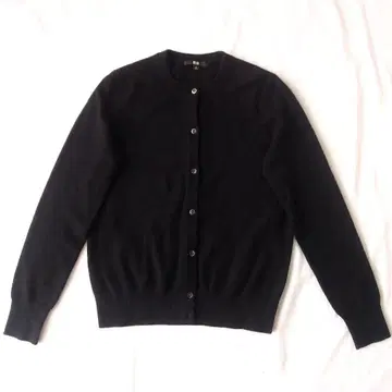 12/13까지 유니클로 캐시미어 100% 가디건 블랙 M 사이즈