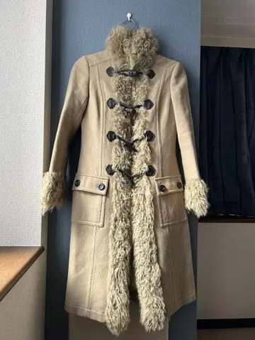 그레이스 울 퍼 더플 코트