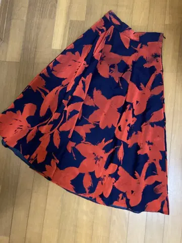 [ 새상품급 ] MERCURYDUO 플레어 롱 스커트