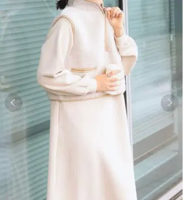 베이지 플리스 베스트와 드레스 셋업