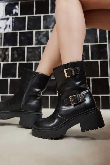 [ 덤 포함 ] Double Buckle Boots / 37