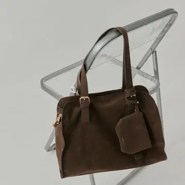 스티치 라인 보스턴 백