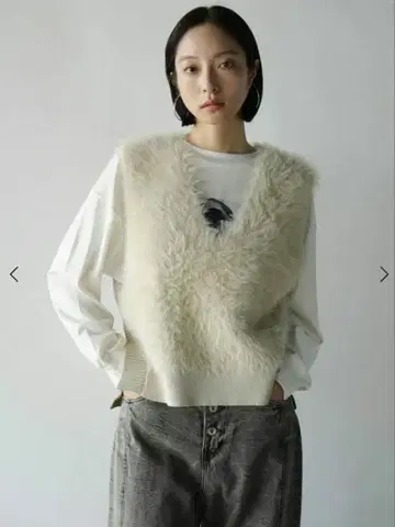 [ 컨디션 최상 ] 샤기 도킹 바이컬러 니트 베스트