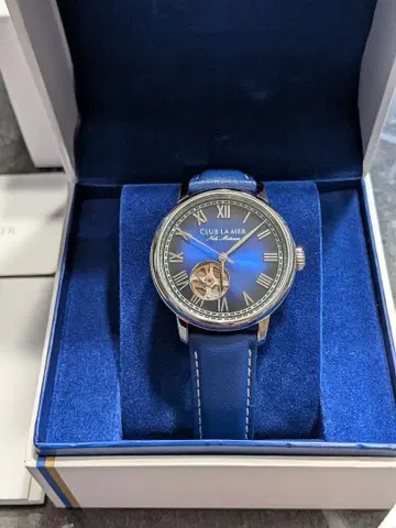 CLUB LA MER 자동 와인딩 시계 블루