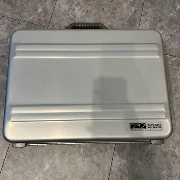 ZERO HALLIBURTON Z2 비즈니스 백