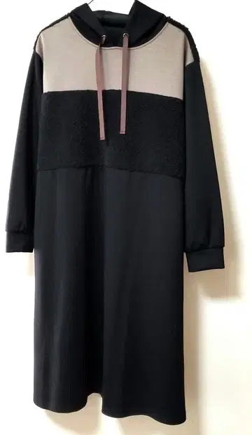 후드 부착 긴팔 튜닉 블랙/그레이