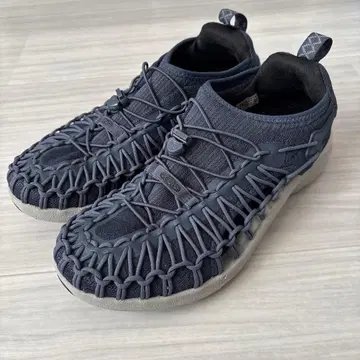KEEN 킨 UNEEK SNK NAVY 28cm