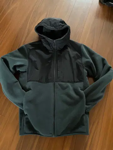 UNIQLO 방풍 아우터 플리스 후드티