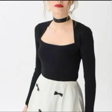 새상품급 tsuru by mariko oikawa 리브 스퀘어 니트