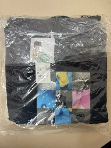 [ 새상품 미개봉 택 포함! ] 호시노 겐 x UT 콜라보 후드 맨투맨