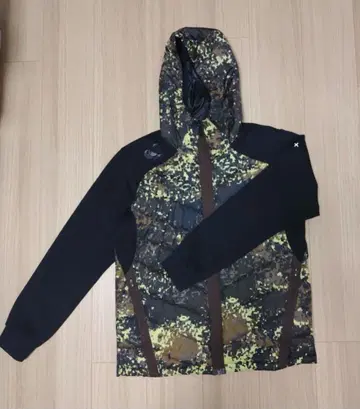 캔터베리 R+ M 다운 자켓