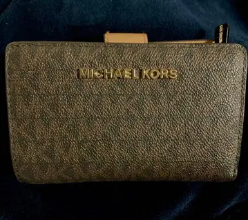 MICHAEL KORS 마이클코어스 이단 접이식 지갑