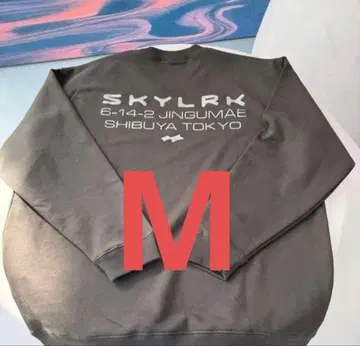 SKYLRK 스카이 Tokyo pop up 수량 한정 크루넥