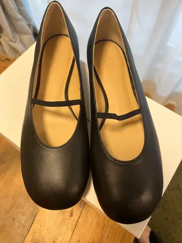 오블리크 토 플랫 발레 슈즈 37 사이즈 블랙