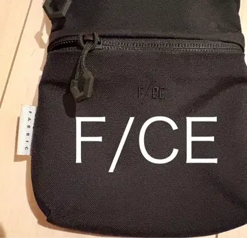F/CE. 사코슈 FCE 버티컬 파우치 숄더백