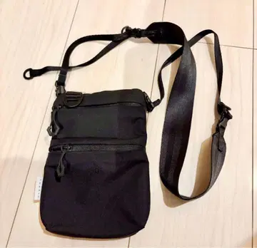 F/CE. 사코슈 FCE 버티컬 파우치 숄더백