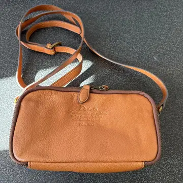 Dakota 숄더백 지갑 숄더백