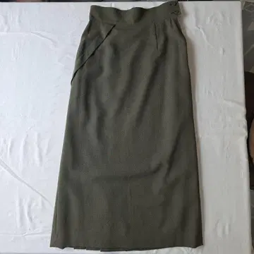 올리브 그린 롱 스커트