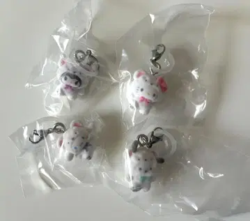 산리오 포근포근 스노우 메지루시 액세서리 4개 세트