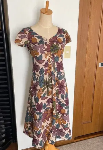 시빌라 앤티크 플라워 프린트 원피스 L