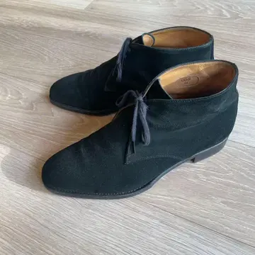 UNITED ARROWS 블랙 처카 부츠