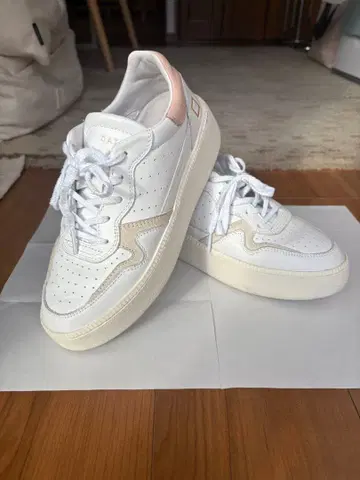 D.A.T.E. 데이트 스니커즈 FUGA 37 화이트 베이지 통굽