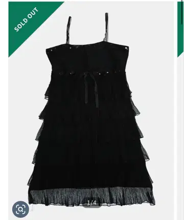 프릴 장식 블랙 슬리브리스 원피스