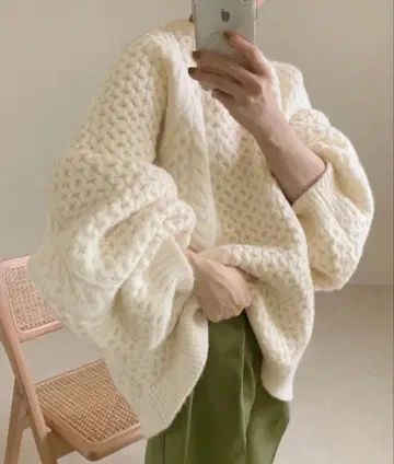 아이보리 벌룬 슬리브 니트 FREE 사이즈
