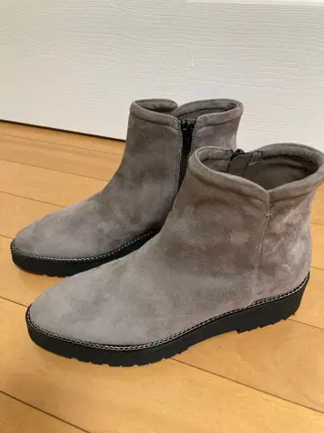 이탈리아제 스웨이드 숏부츠