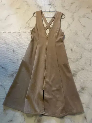 오버롤 스커트 베이지