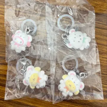 산리오 캐릭터즈 포근포근 스노우 메지루시 액세서리