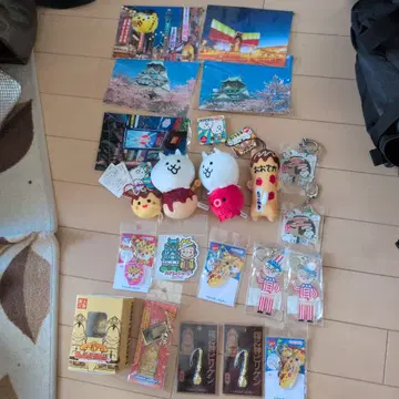 오사카 기념 엽서와 캐릭터 굿즈 세트