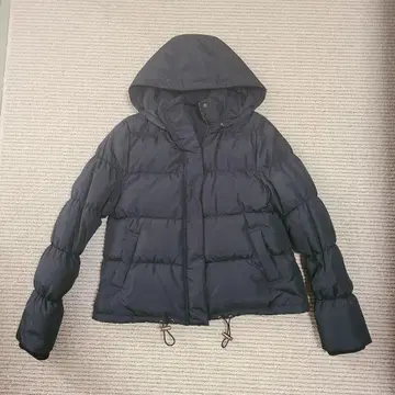 후드 부착 다운 자켓 블랙 M 사이즈