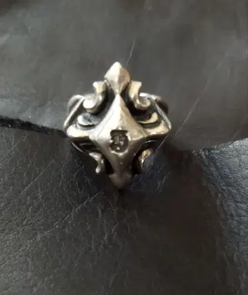 L.S.D Loud Style Design 원메이크 반지 LSD