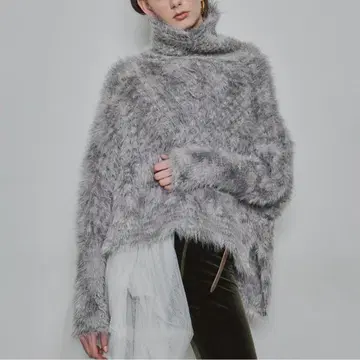 새상품 MIX 페더얀 볼륨 터틀 니트