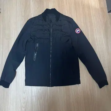 Canada Goose 블랙 자켓 L 사이즈