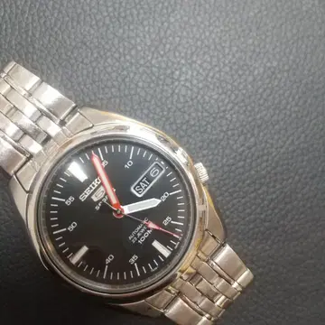 SEIKO 5 스포츠 자동 와인딩 손목시계 블랙