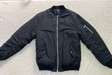 AZUL by motassy 블랙 MA-1 자켓