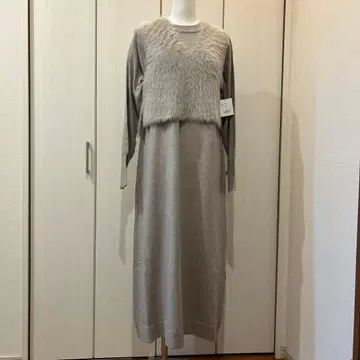 새상품 CLOCHE 샤기 니트 베스트 래글런 원피스 세트