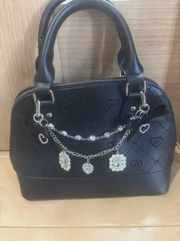 새상품급 시마무라 마시로 아리스 콜라보 백 블랙 하트 백 펄 리본