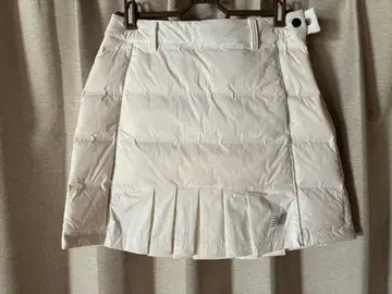 new balance 화이트 다운 플리츠 스커트