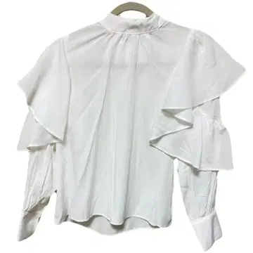 화이트 프릴 리본 포함 블라우스
