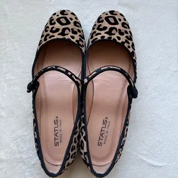 새상품급 status 레오파드 무늬 스트랩 신발
