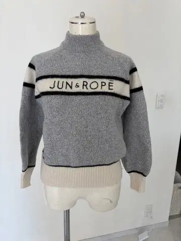 JUN&ROPE 터틀넥 스웨터 그레이