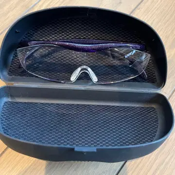 Hazuki 보라색 글리터 안경 케이스 포함 1.6배