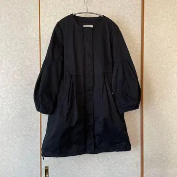 A.T. 블랙 롱 코트