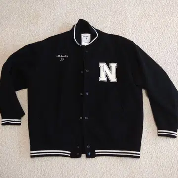 niko and - 블랙 컬러 바시티 자켓 L 사이즈