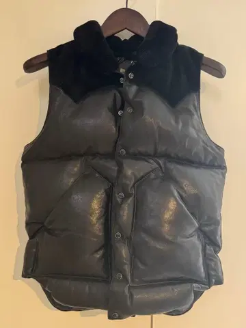 록키 마운틴 페더베드 블랙 가죽 다운 베스트 36