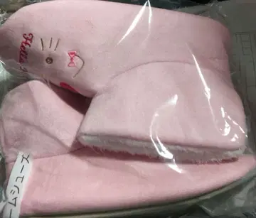 산리오 뽑기 키티 룸슈즈